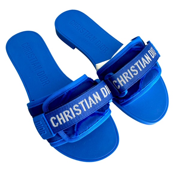 COPY - Christian Dior Revolution slides - Picture 1 of 4